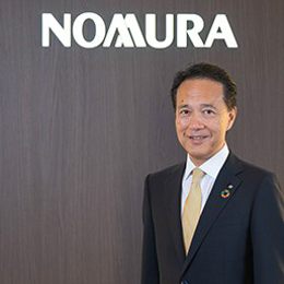 交警护送身体不适考生顺利赴考
